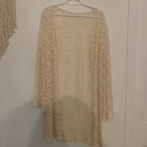 Audrey 3+1 Sheer lace cream kimono